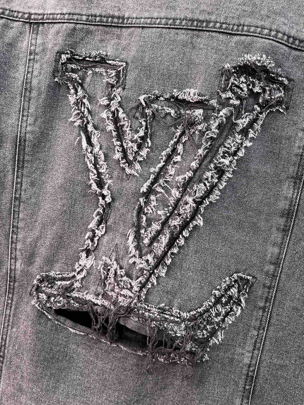 LV CHARCOAL BLACK DENIM JACKET 239526