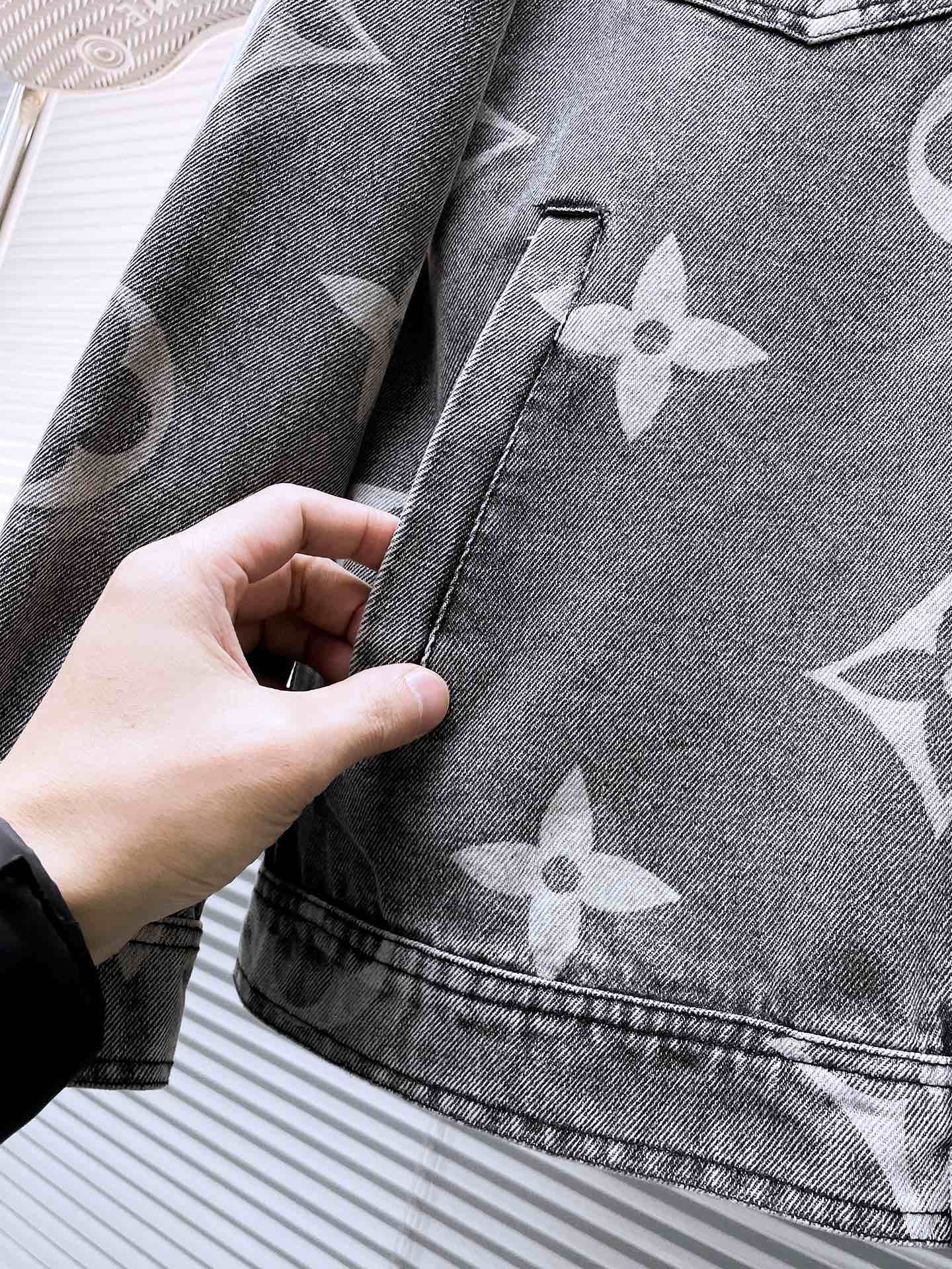 LV BASIC SHIRT JACKET IN GRAY MONOGRAM DENIM 239130