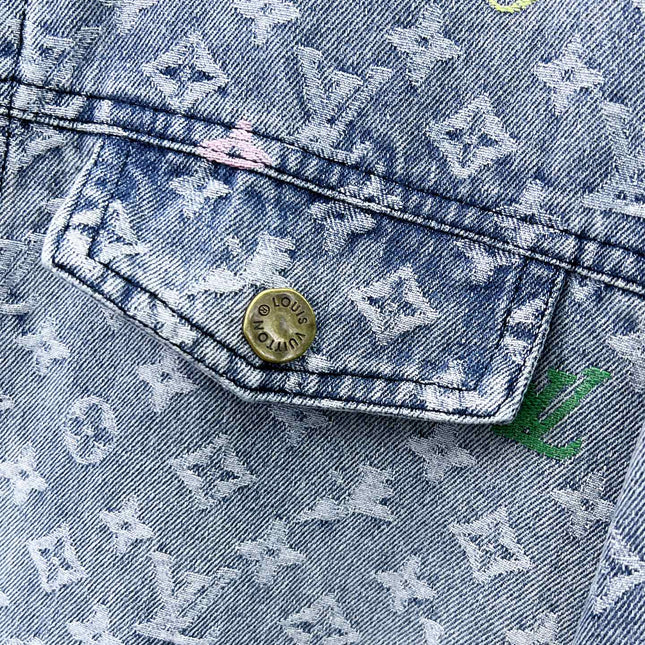 LV LIGHT BLUE DENIM JACKET 239530