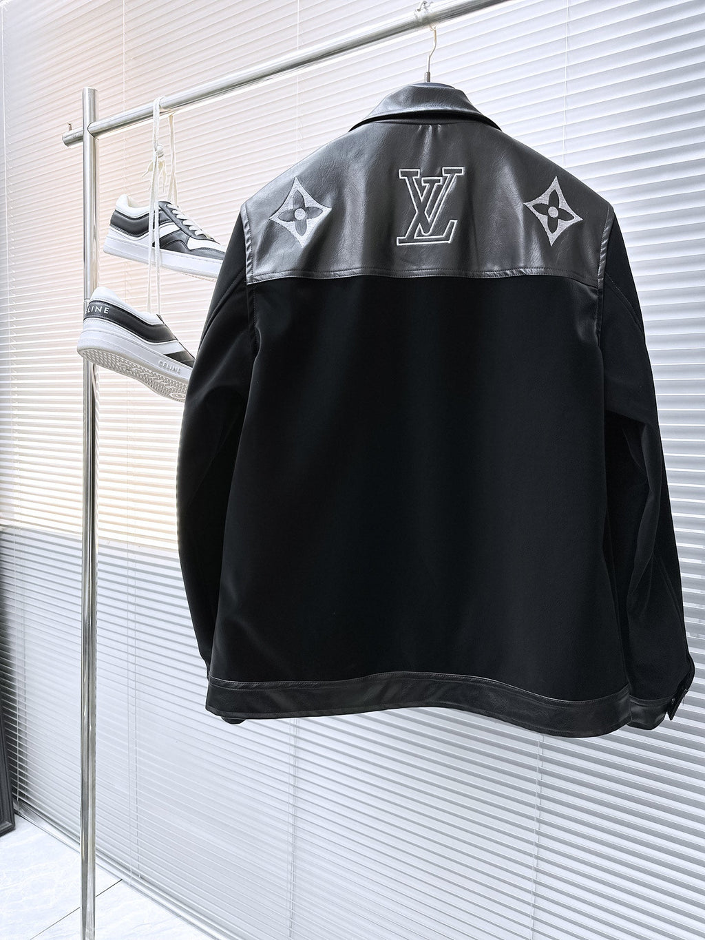 LV SHIRT JACKET IN BLACK SOFT CALFSKIN 239124