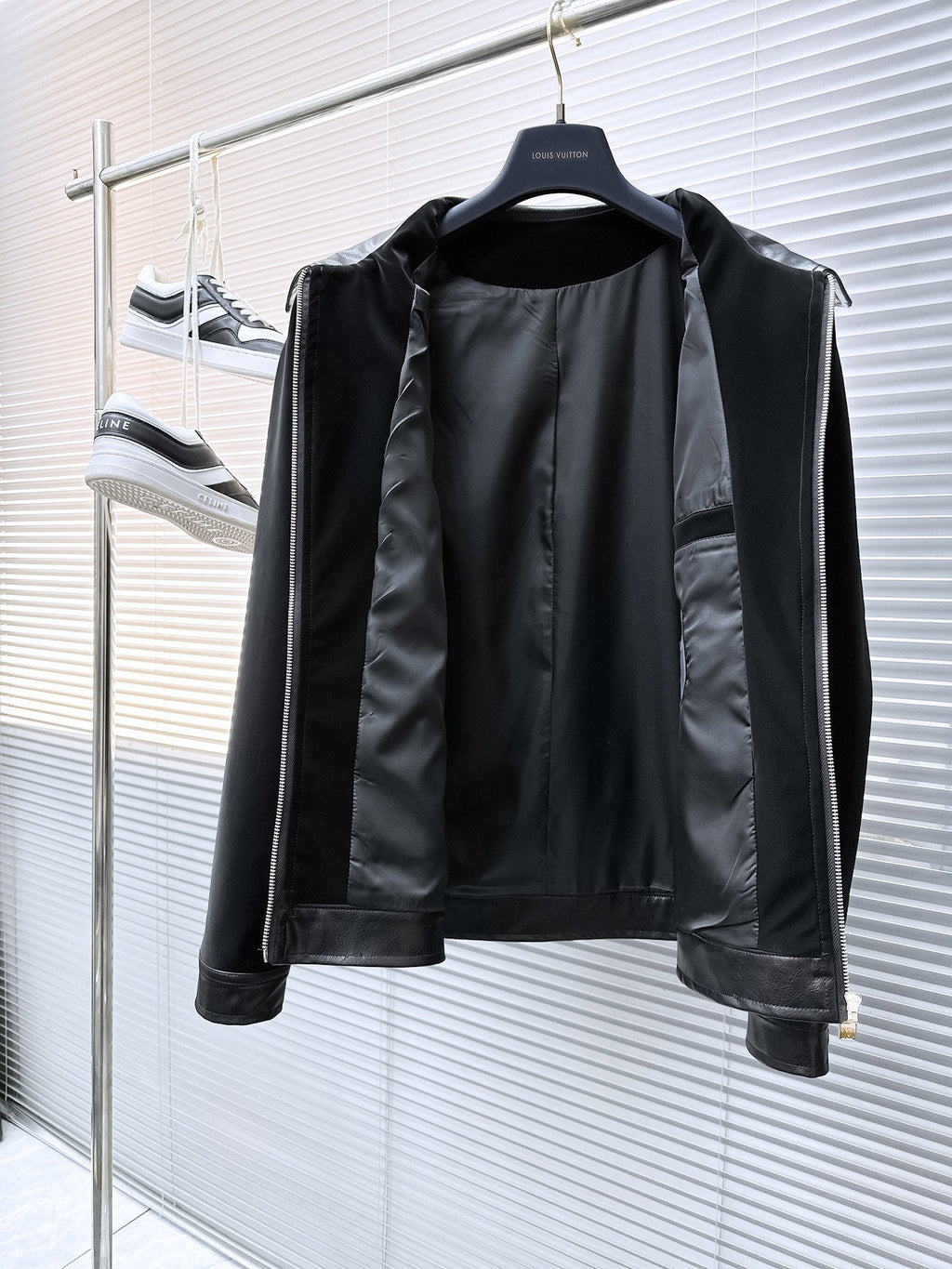 LV SHIRT JACKET IN BLACK SOFT CALFSKIN 239124