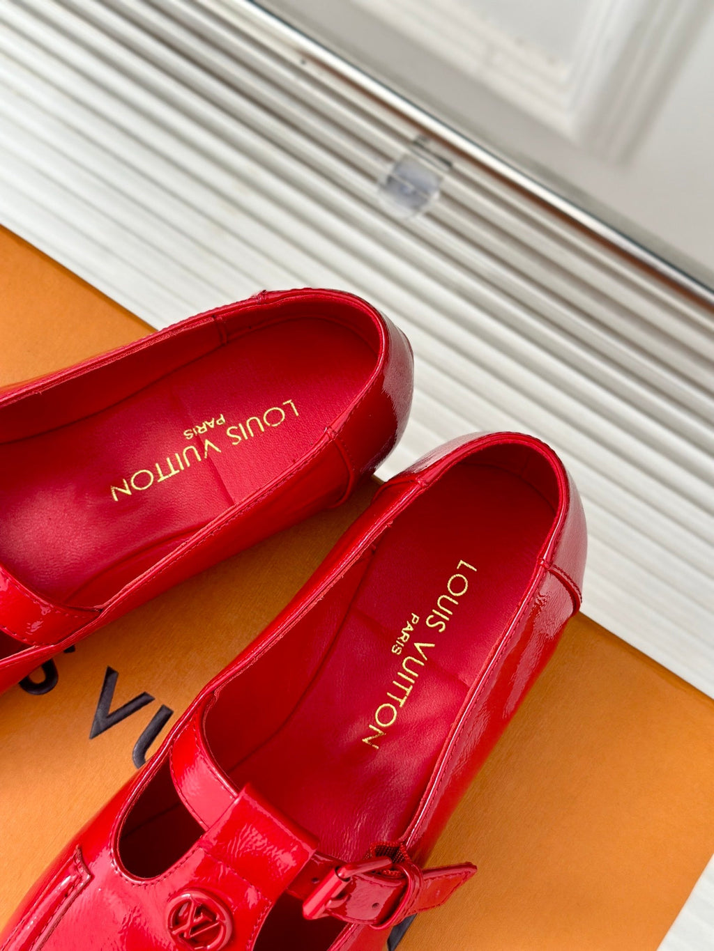 LV WOMEN SOHO FLAT MARY JANE IN CHERRY RED CALFSKIN