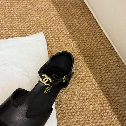 CHANEL 26S SLINGBACK SHOES IN BLACK CALFSKIN AND SUEDE GOLD HARDWARE