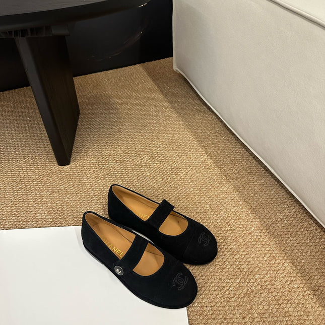 CHANEL 26S MARY JANE FLATS IN BLACK SUEDE CC LOGO