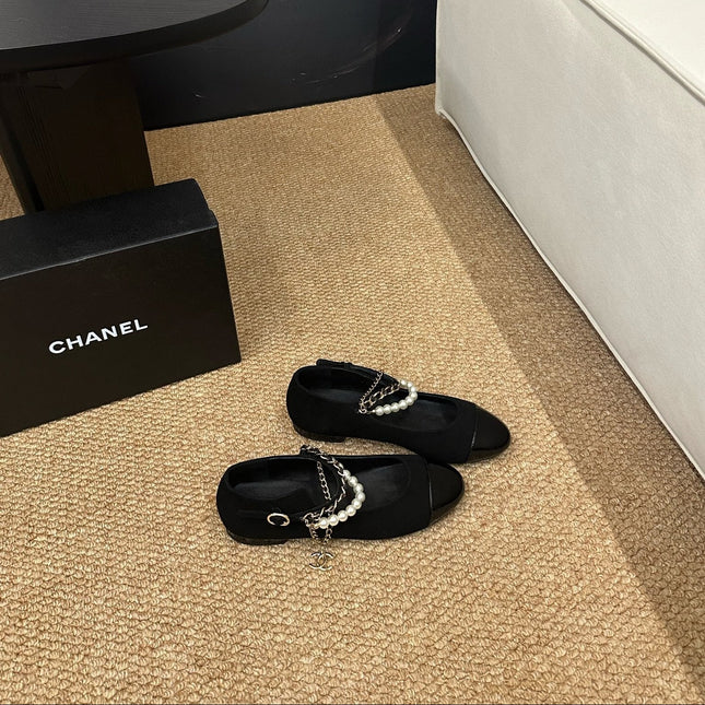 CHANEL 26S MARY JANE PEARL STRAP FLATS IN BLACK CALFSKIN