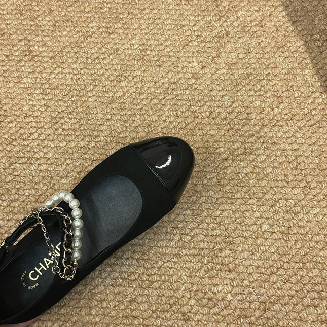 CHANEL 26S MARY JANE PEARL STRAP FLATS IN BLACK CALFSKIN