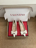 VALENTINO 26S HIGH HEEL SHOES IN OFF-WHITE CALFSKIN WITH BOW