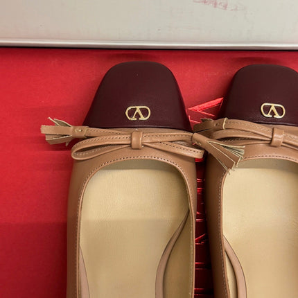 VALENTINO 26S HEELED BALLET FLATS IN BROWN CALFSKIN