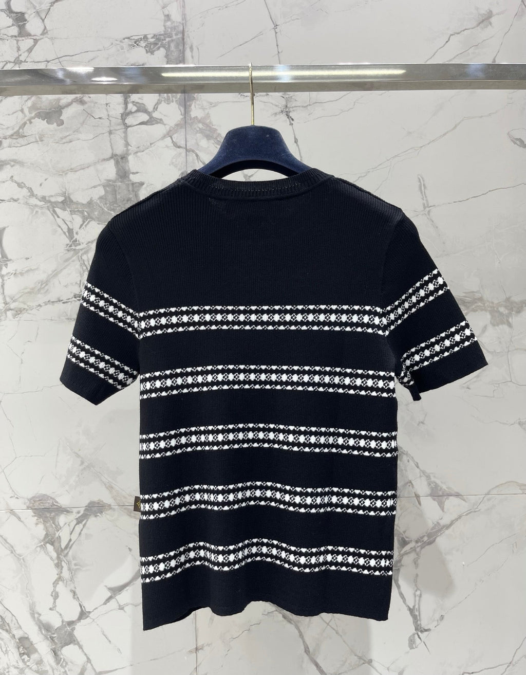 LV 26S SHORT-SLEEVED SWEATER STYLE 258
