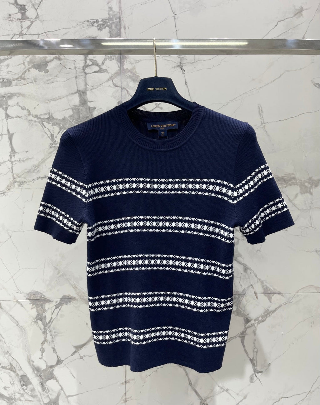 LV 26S SHORT-SLEEVED SWEATER STYLE 257