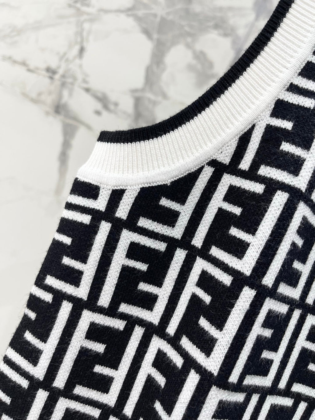 FENDI 26S KNIT TANK TOP 047