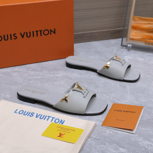 LV 26S FLAT SLIDE SANDALS IN LIGHT GREY CALFSKIN GOLD HARDWARE