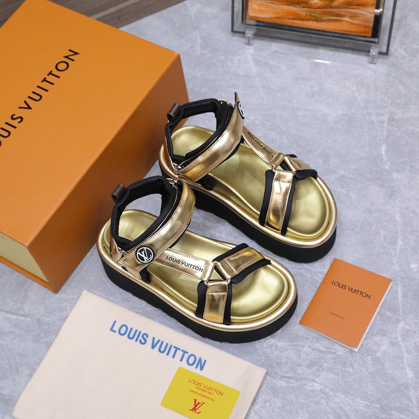 LV 26S CHAMELEON PLATFORM SANDALS 60MM IN GOLD CALFSKIN AND EVA