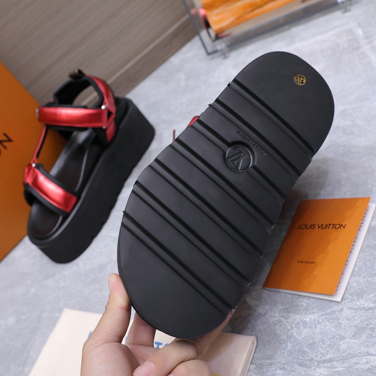 LV 26S CHAMELEON PLATFORM SANDALS 60MM IN DARK RED CALFSKIN AND EVA