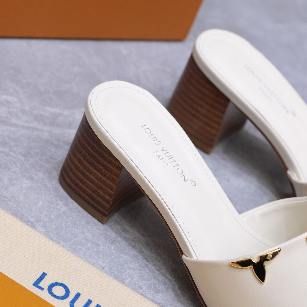 LV 26S BLOCK HEEL MULE SANDALS 55MM IN IVORY WHITE CALFSKIN GOLD HARDWARE