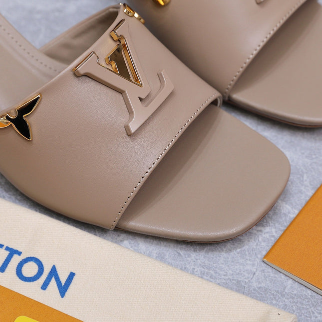 LV 26S BLOCK HEEL MULE SANDALS 55MM IN NUDE BROWN CALFSKIN GOLD HARDWARE