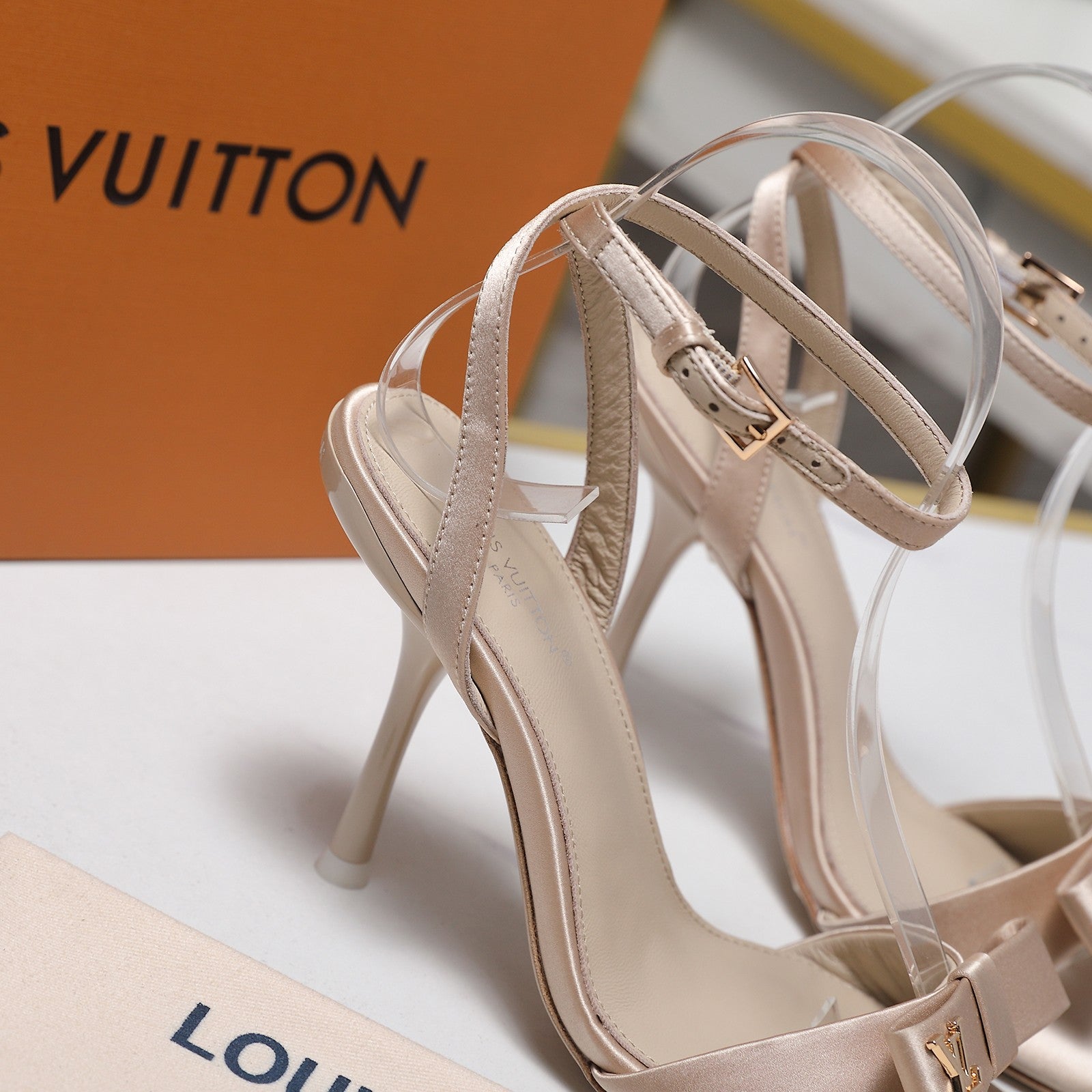 LV 26S 6AM SANDALS 90MM IN NUDE PINK SATIN WITH BOW