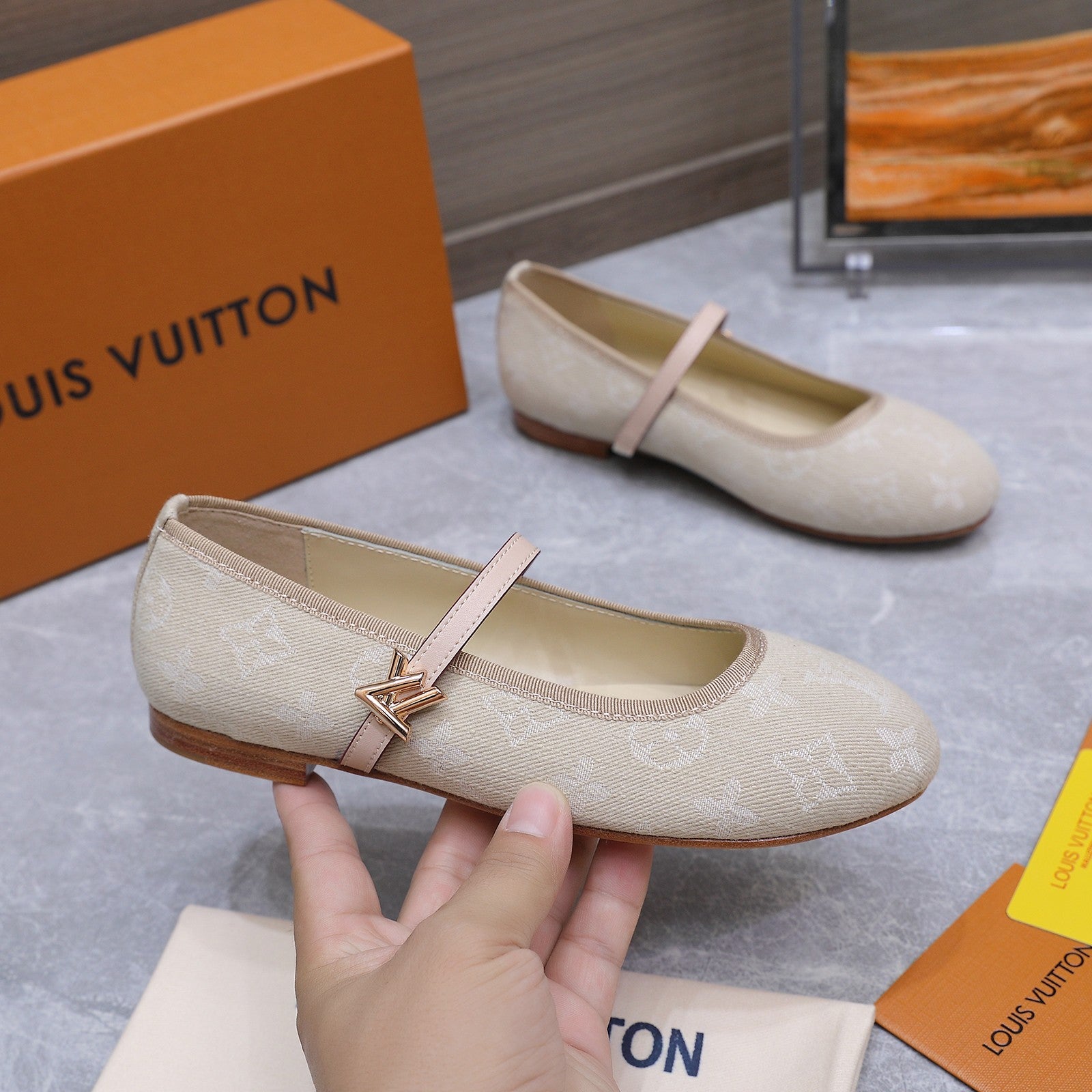 LV 26S MARY JANE FLATS IN BEIGE MONOGRAM DENIM WITH CALFSKIN STRAP