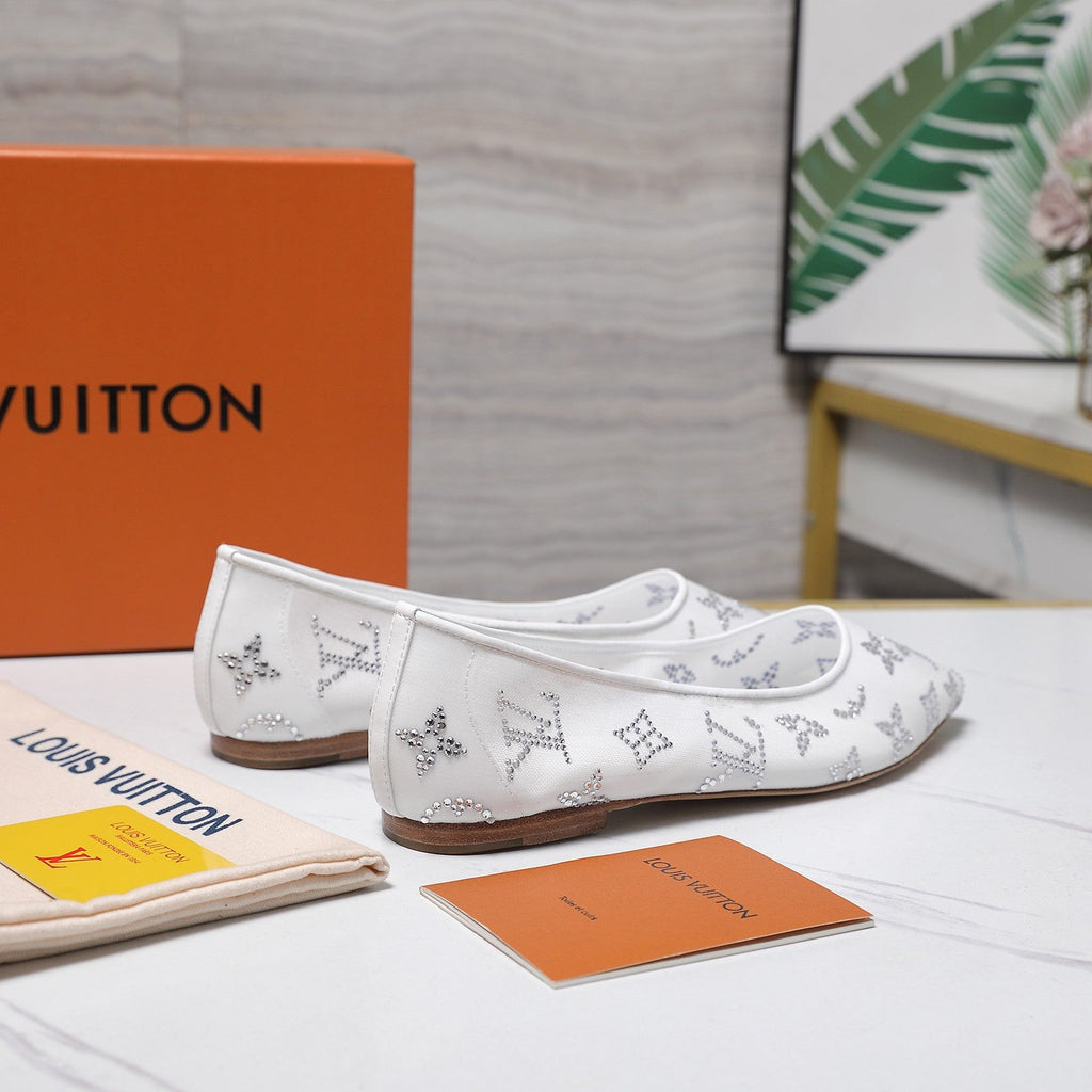 LV 26S GALA FLAT BALLERINA IN WHITE MESH WITH WITH RHINESTONES