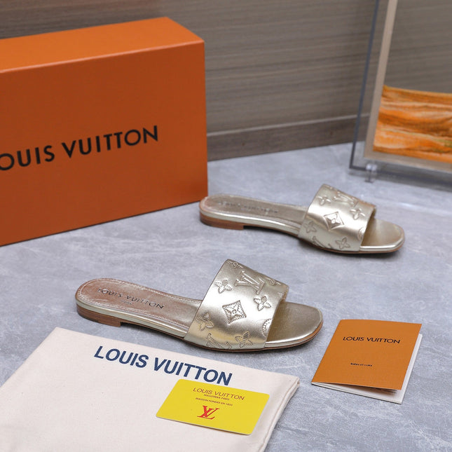 LV 26S FLAT SLIDE SANDALS IN GOLD CALFSKIN EMBOSSED MONOGRAM LOGO