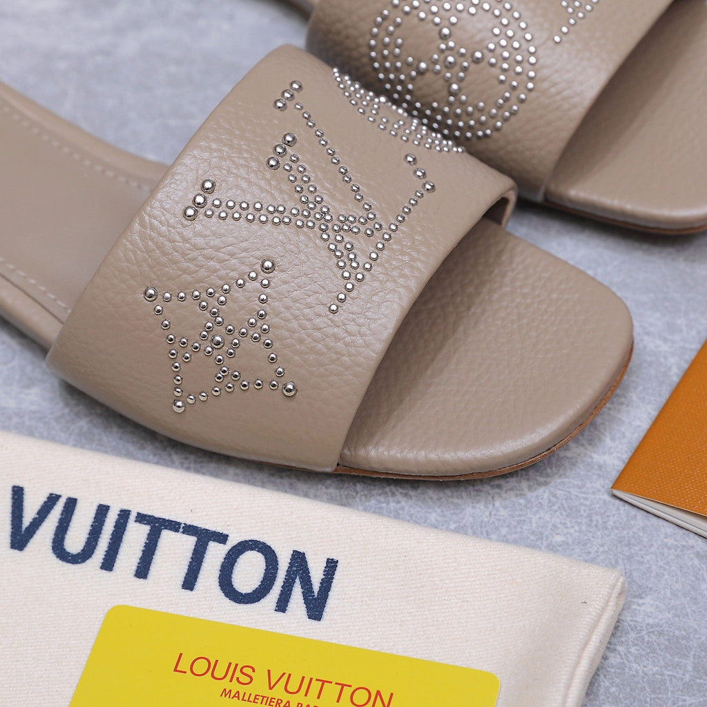 LV 26S FLAT SLIDE SANDALS IN NUDE BROWN CALFSKIN