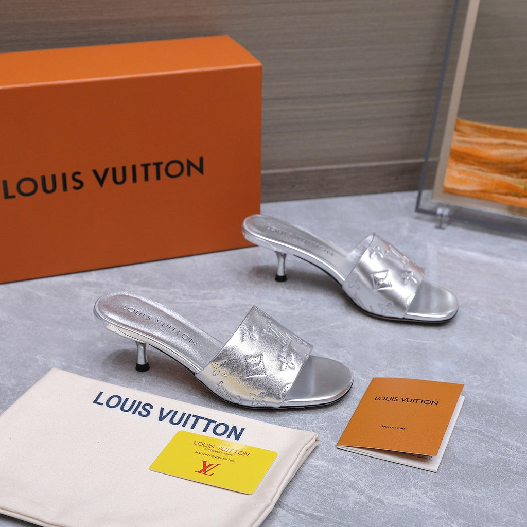 LV 26S 6AM MULE 55MM IN SILVER CALFSKIN EMBOSSED MONOGRAM LOGO