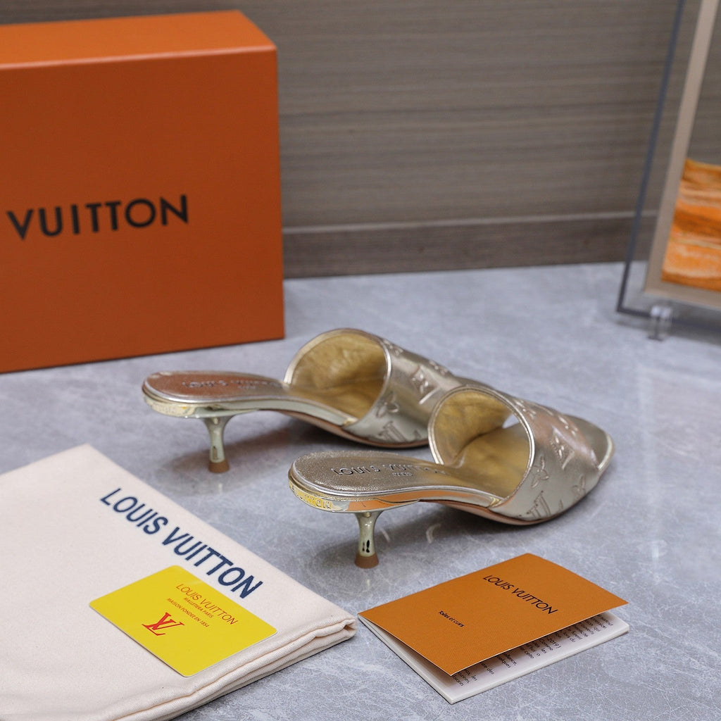 LV 26S 6AM MULE 55MM IN GOLD CALFSKIN EMBOSSED MONOGRAM LOGO