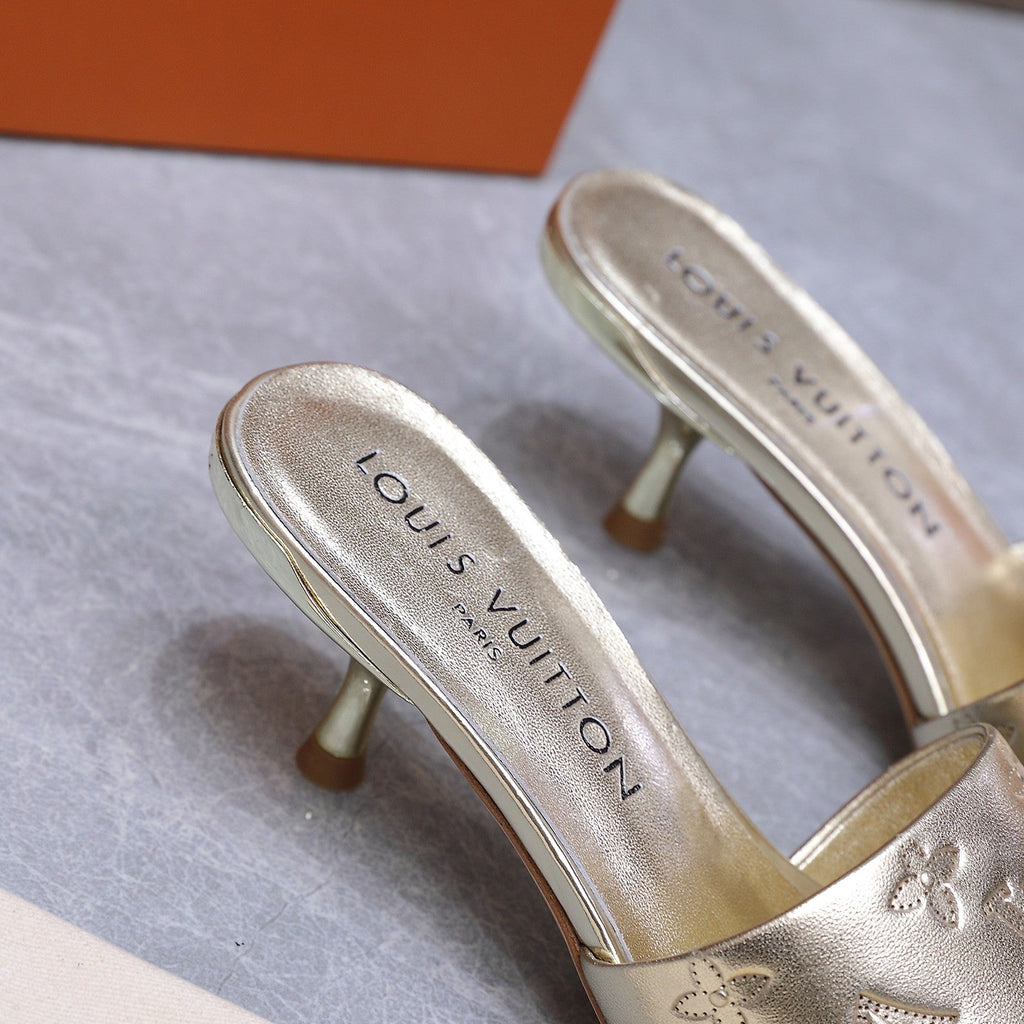 LV 26S 6AM MULE 55MM IN GOLD CALFSKIN EMBOSSED MONOGRAM LOGO