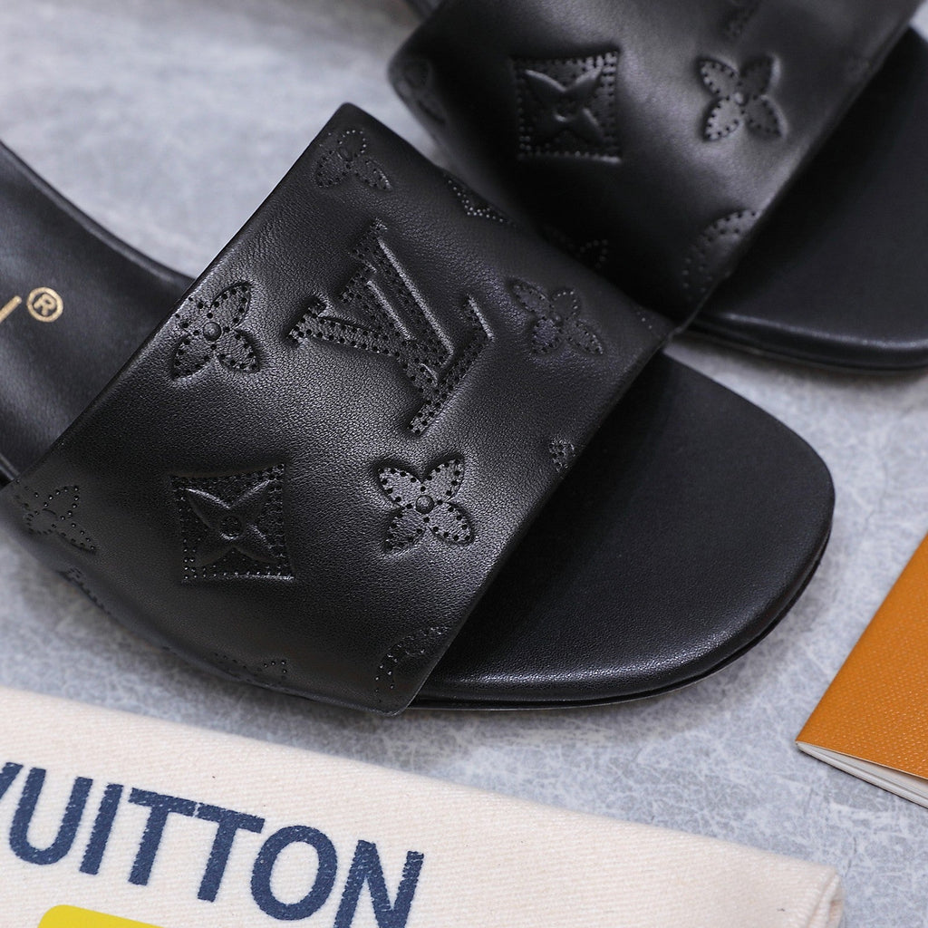 LV 26S 6AM MULE 55MM IN BLACK CALFSKIN EMBOSSED MONOGRAM LOGO
