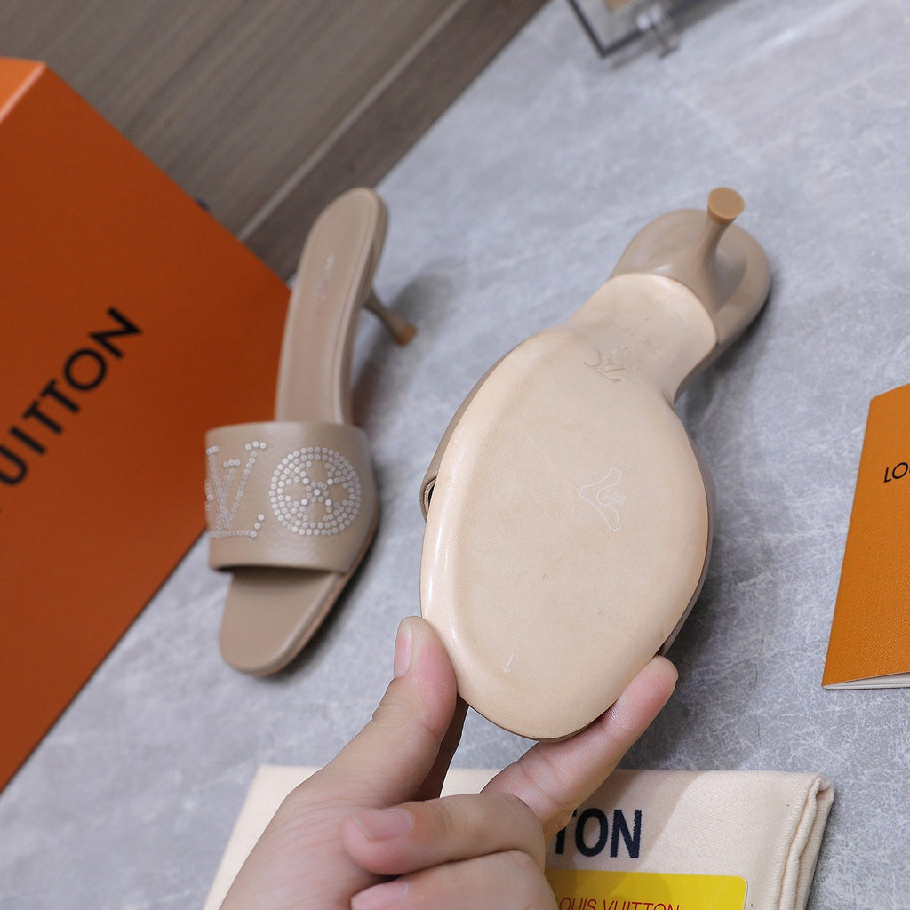 LV 26S 6AM MULE 55MM IN NUDE BROWN CALFSKIN