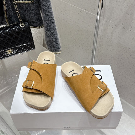 LOEWE 26S EASE SLIDE IN CAMEL BROWN SUEDE