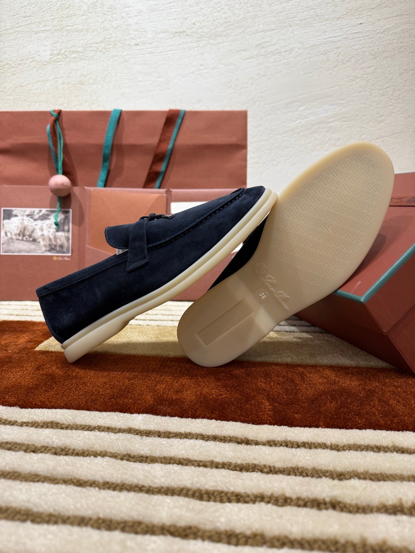 LP SUMMER CHARMS WALK LOAFERS IN NAVY BLUE SUEDE