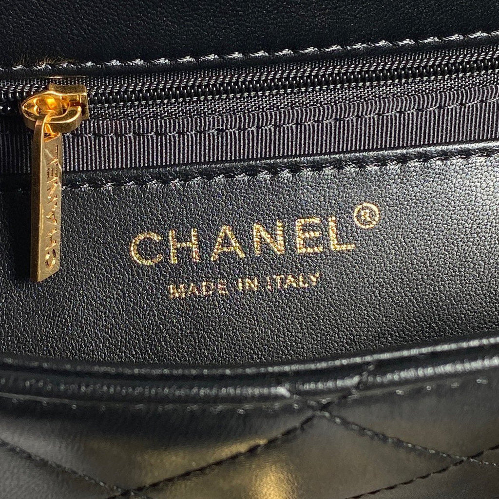 SMALL FLAP BAG 21 IN BLACK CALFSKIN GOLD DOUBLE C THICK CHAIN