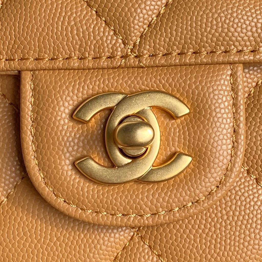 RETRO STYLE FLAP BAG 19 IN RAW SIENNE GRAINED CALFSKIN GOLD HARDWARE