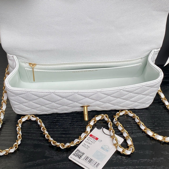 CHANEL 25S FLAP BAG 22 IN WHITE CALFSKIN GOLD HARDWARE