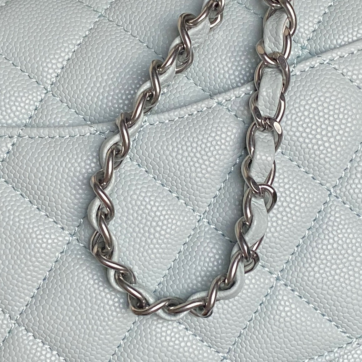 CHANEL 25S SMALL DOUBLE FLAP 19 IN LIGHT BLUE CALFSKIN GOLD HARDWARE