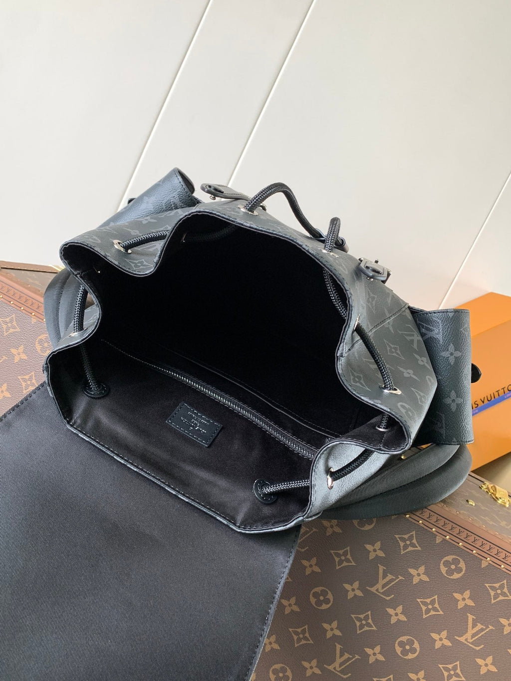 LV BACKPACK 41CM IN BLACK MONOGRAM CANVAS 241043