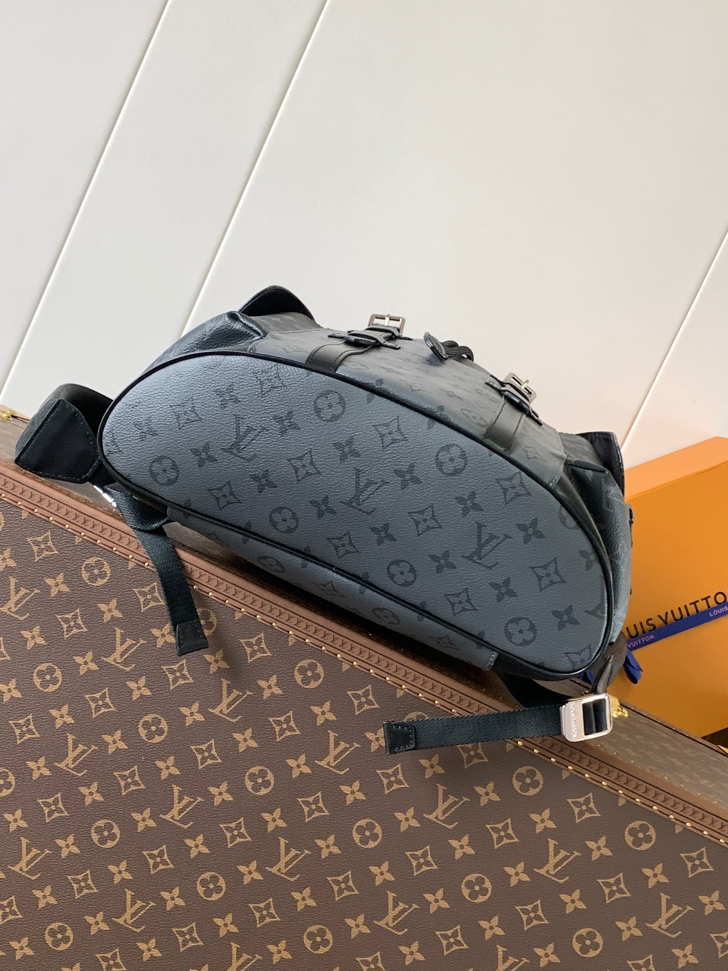 LV BACKPACK 41CM IN BLACK AND GREY MONOGRAM CANVAS 241041