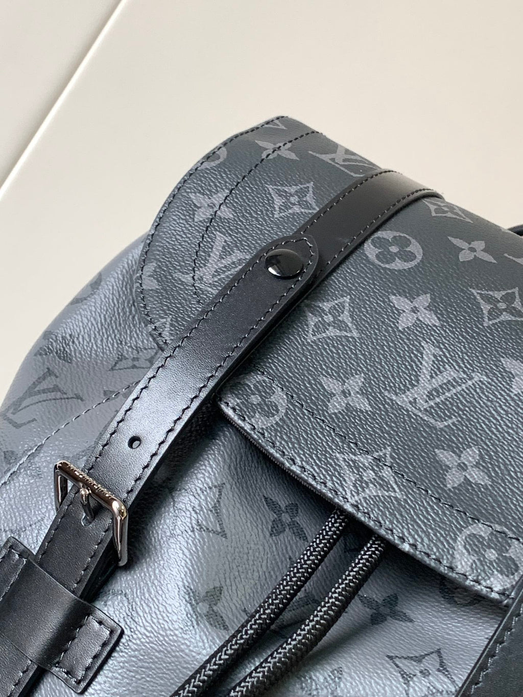 LV BACKPACK 41CM IN BLACK AND GREY MONOGRAM CANVAS 241041