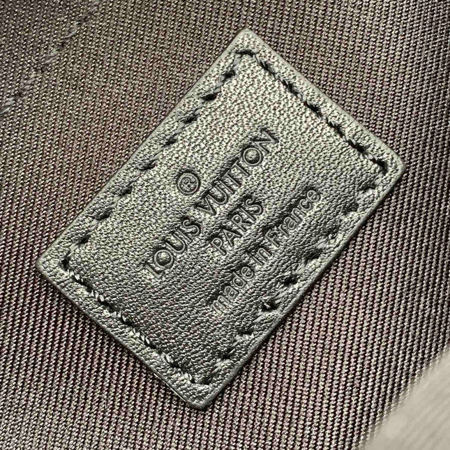 LV 26S S LOCK CROSSBODY BAG 22 IN CHARCOAL GRAY EMBOSSED TAURILLON LEATHER