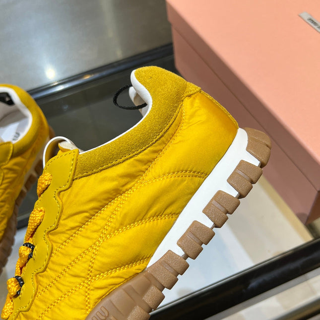 MIUMIU 26S SNEAKERS IN YELLOW FABRIC AND SUEDE