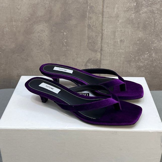 THE ROW 26S SQUARE TOE THONG KITTEN HEEL SANDALS 45MM IN PURPLE VELVET