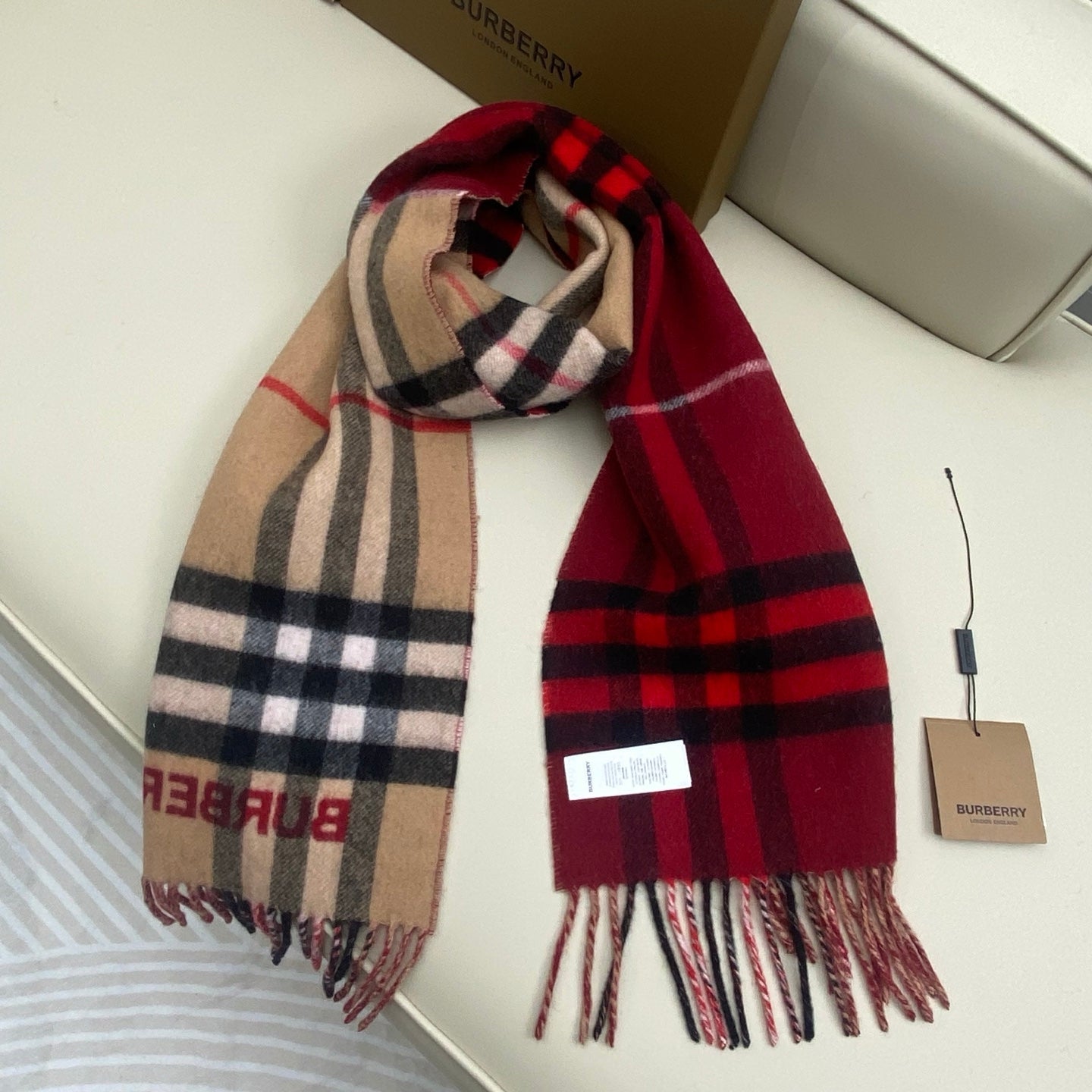 BURBERRY 25S SCARF 168 CM IN CASHMERE 935610