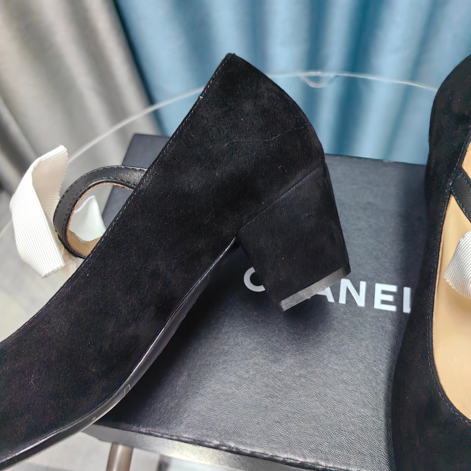 HIGH MARY JANE SHOES BLACK SUEDE WITH WHITE BOW