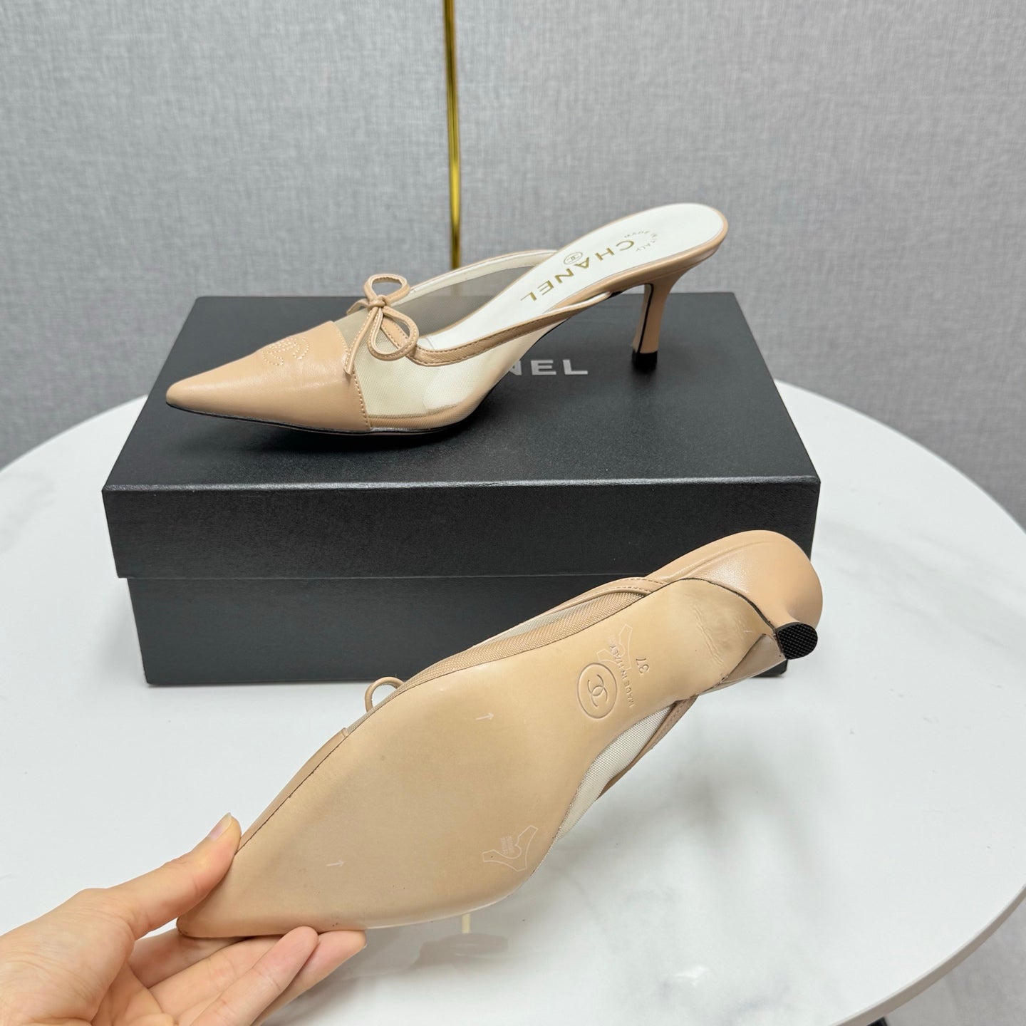 CC HEEL MULES 25S IN BEIGE MESH FABRIC AND LAMBSKIN WITH BOW