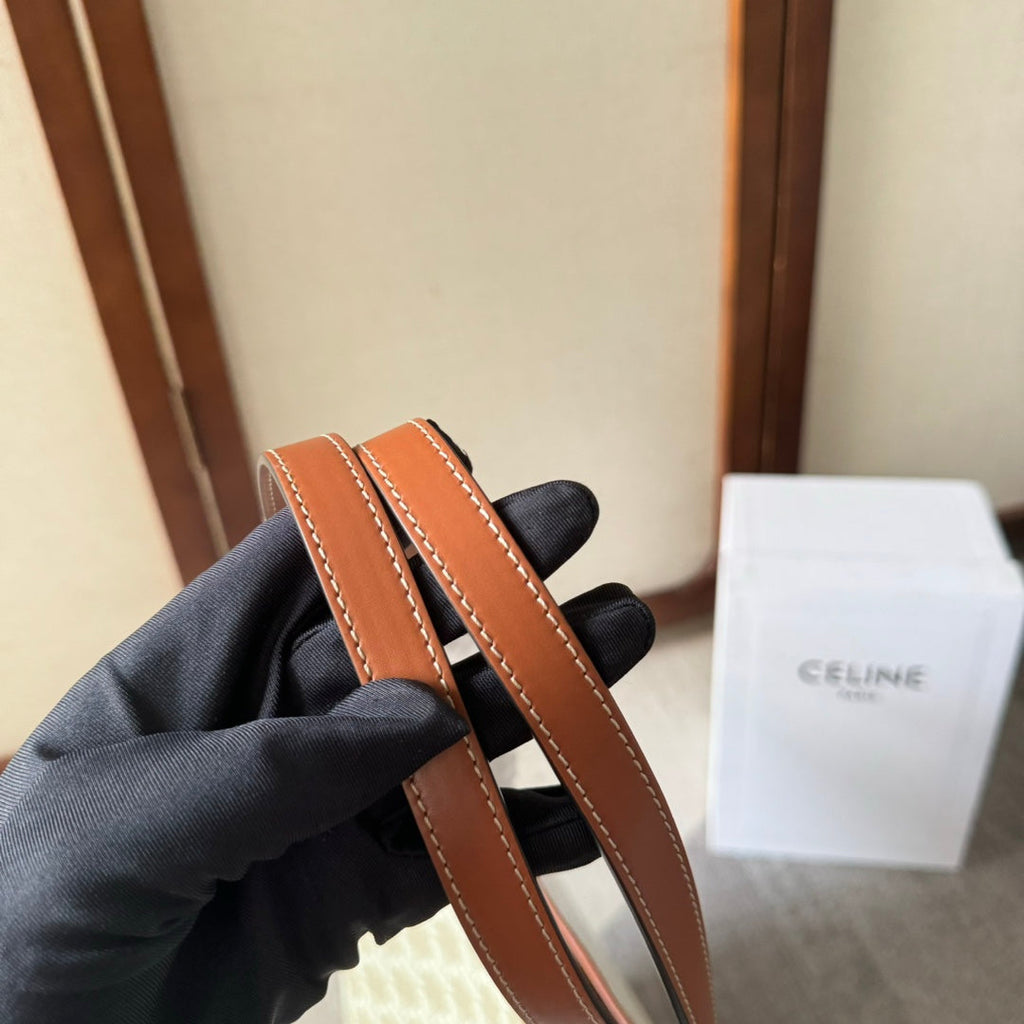 TRIOMPHE CANVAS 31.5 IN PRINTED CALFSKIN BROWN WHITE