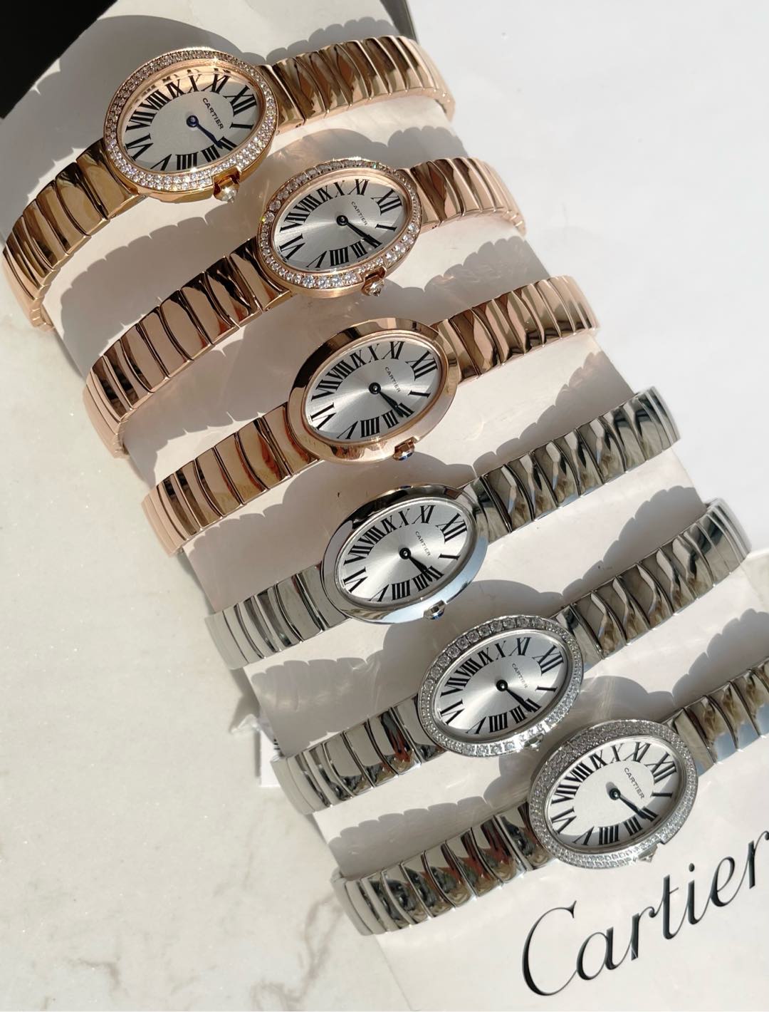 BAIGNOIRE DE CARTIER – OVAL SHAPE SILVER WITH SINGLE LINE DIAMONDS