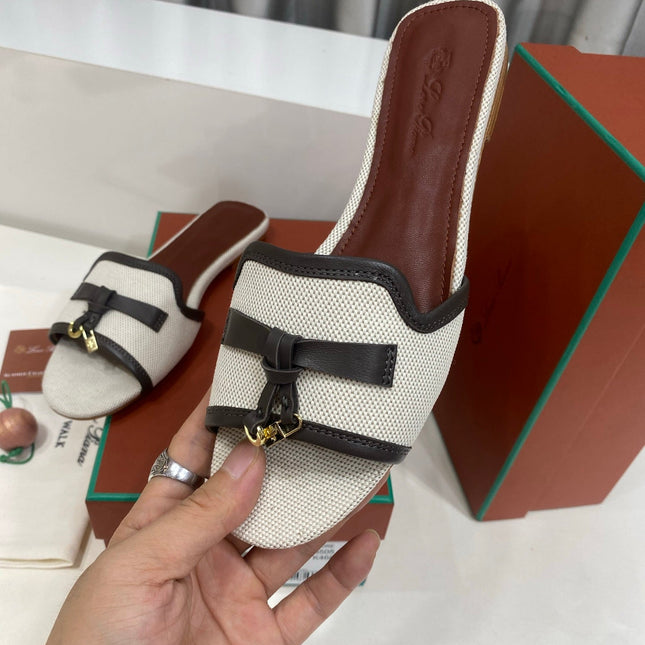 LP 26S SLIDES IN OFF-WHITE CANVAS AND DARK BROWN CALFSKIN