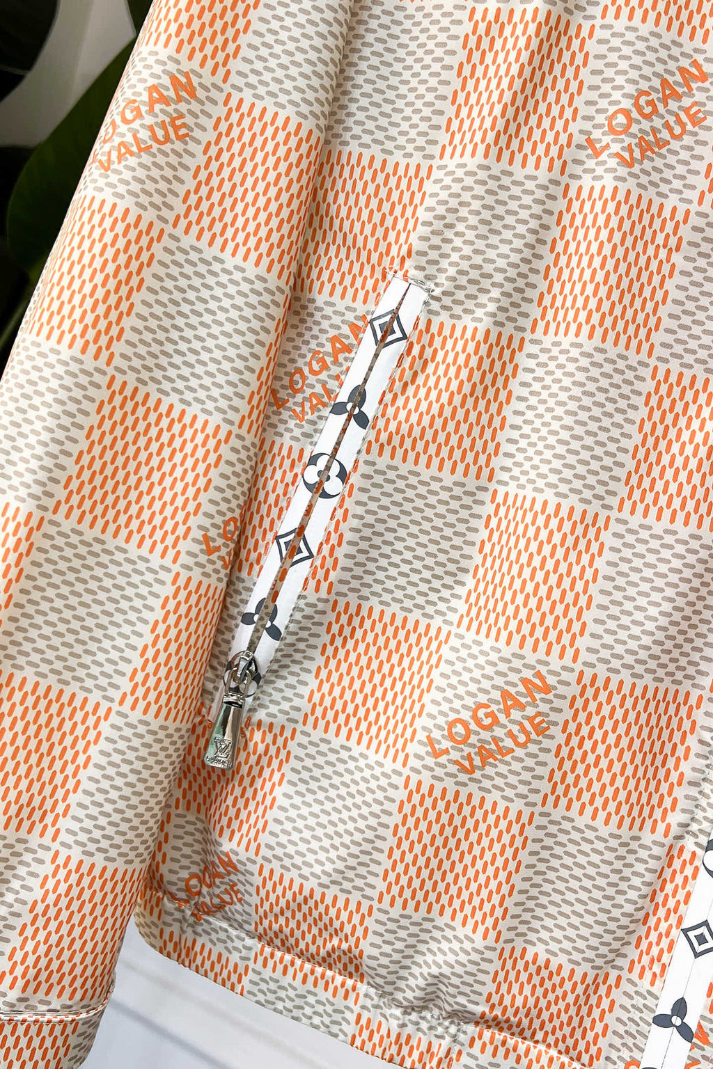 LV ORANGE AND GRAY DAMIER JACKET 239117