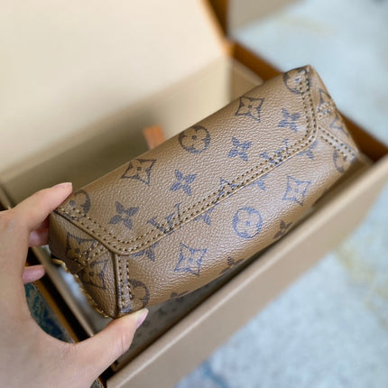 ATLANTIS BB 17 IN BROWN MONOGRAM REVERSE CANVAS